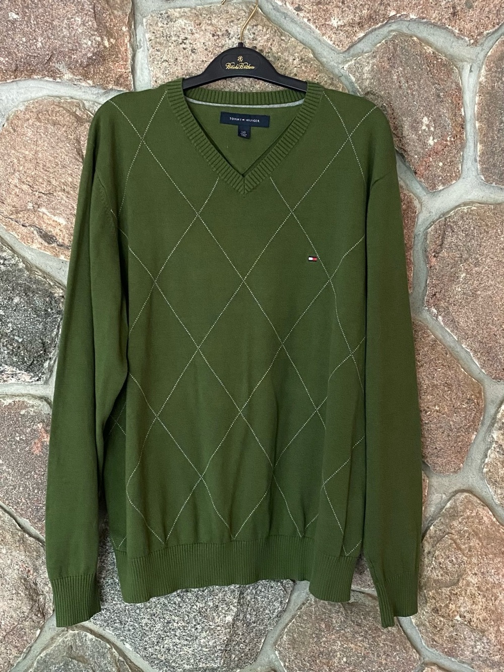 Tommy Hilfiger Men's Olive Green V-Neck Argyle Sweater with Contrast Stitch